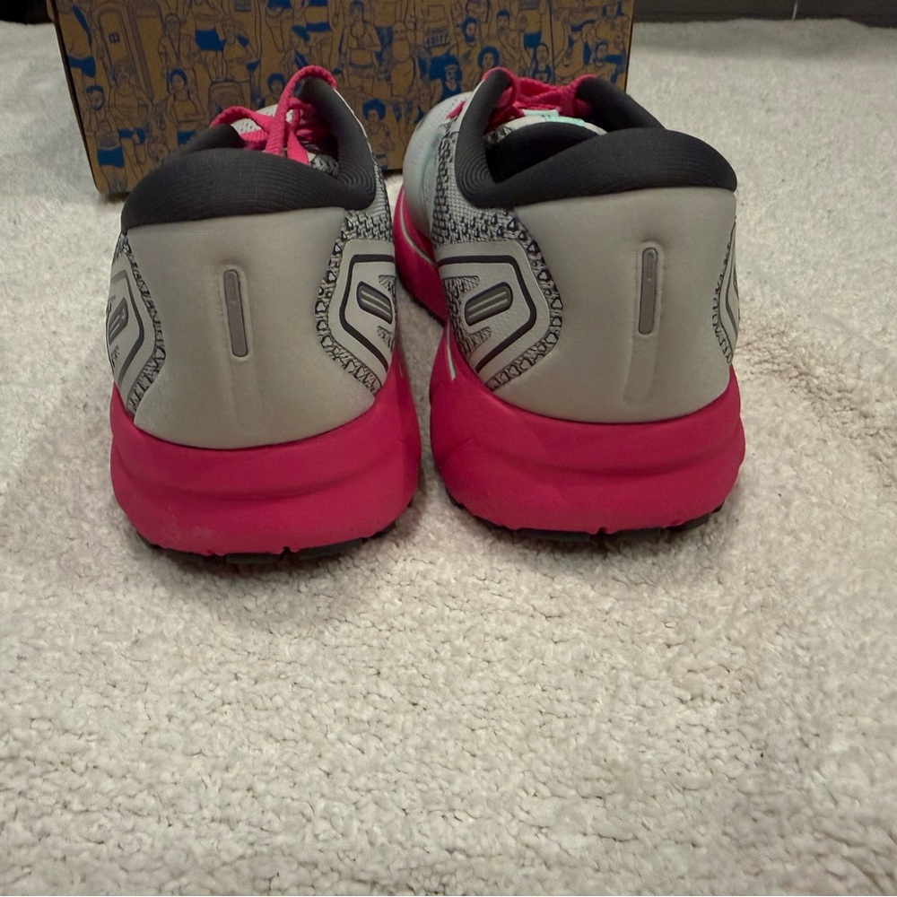 Brooks Ghost 14 Running Shoes Pink and Gray Women’s Size 9.5 - Picture 7 of 8
